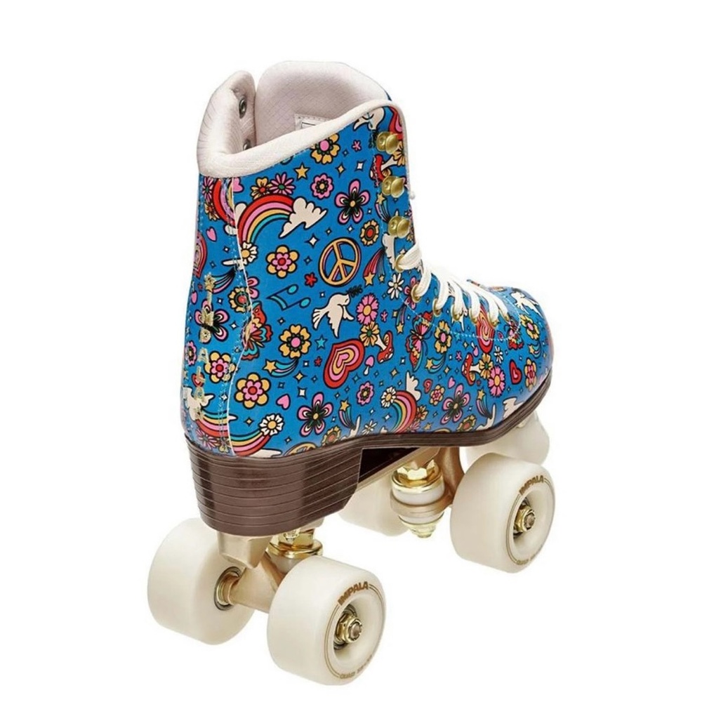 Roller Skates 🛼 - Picture 2 of 7